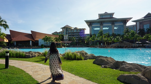 narui-my-the-empire-hotel-brunei-outside-view-4